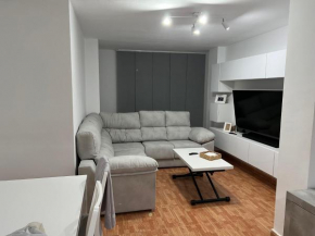 Apartamento moderno recien reformado
